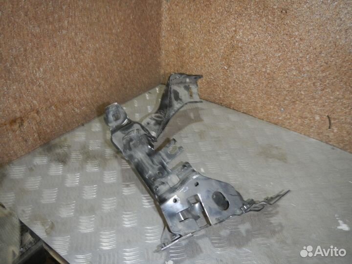 Кронштейн фары левой, BMW (бмв) -7 (G11, G12) (14)