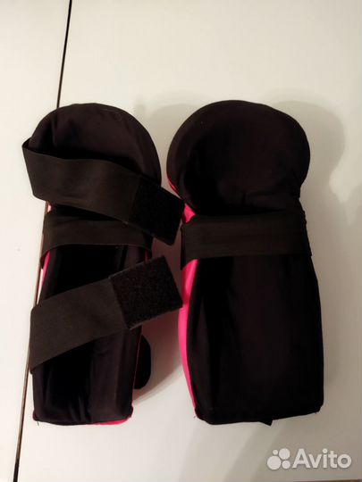 Щитки на предплечья и снарядные перчатки