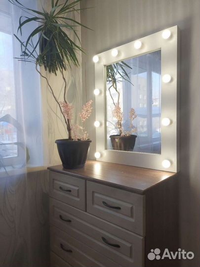 Гримерное зеркало