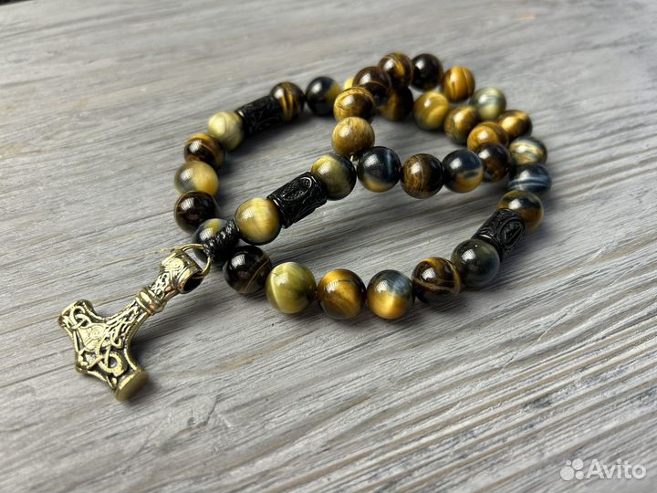 Четки из натуральных камней с молотом