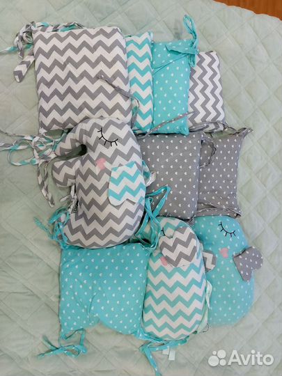 Бортики в детскую кроватку с одеялом