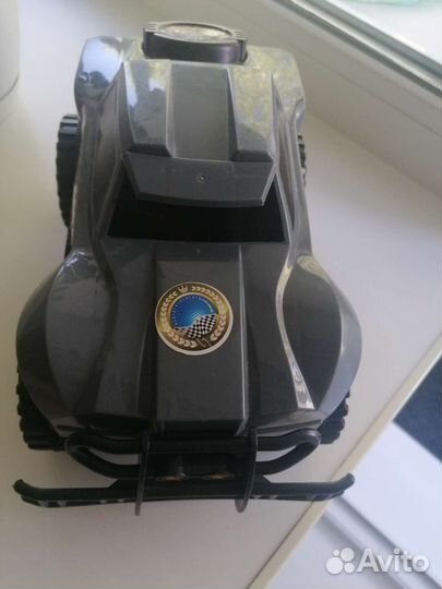 Машинка внедорожник