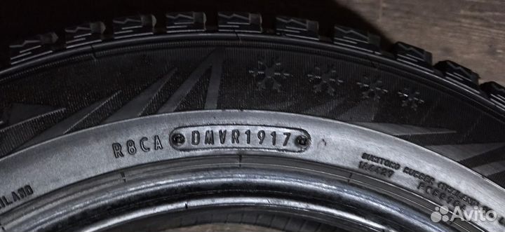 Dunlop SP Winter Ice 02 185/60 R15 88T