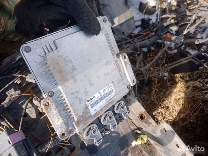 Эбу Renault Laguna 2 2.2 2003