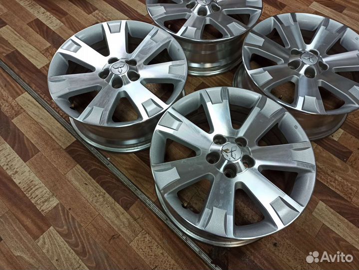 Диски Митсубиши 18 5х114,3 ET38 оригинал из Японии