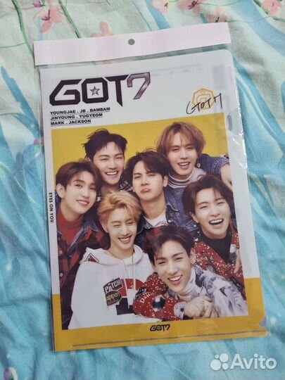 Папка-уголок с GOT7