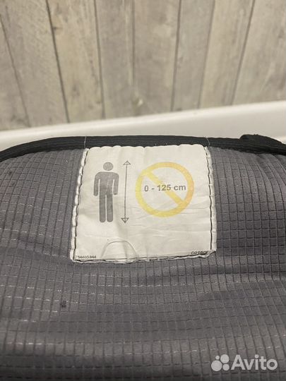 Детское кресло бустер