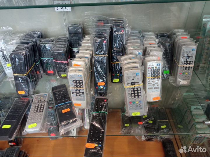 Пульт для телевизора на любую марку