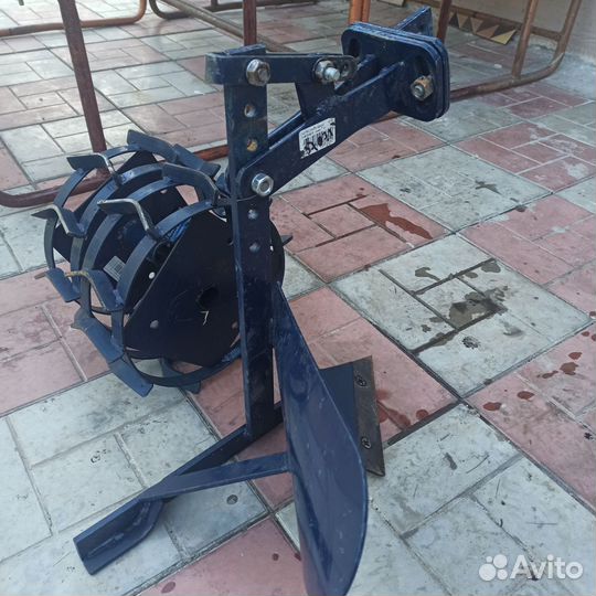 Плуг для мотокультиватора Нева