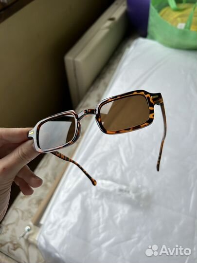 Солнцезащитные очки