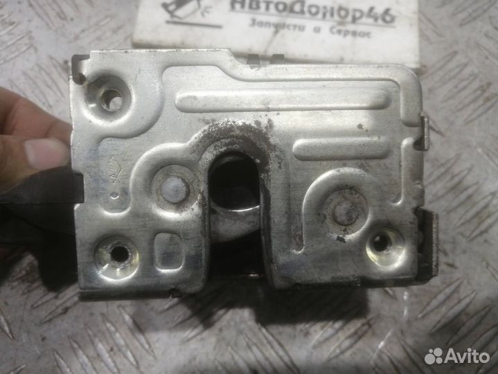 Замок передней левой двери Renault Logan 1