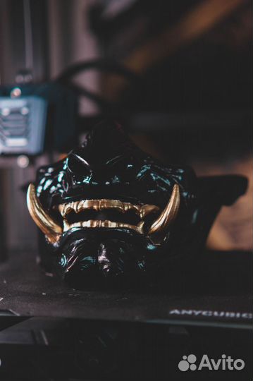 Японские маски они ручной работы