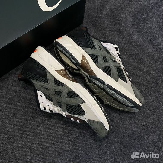 Кроссовки мужские Asics