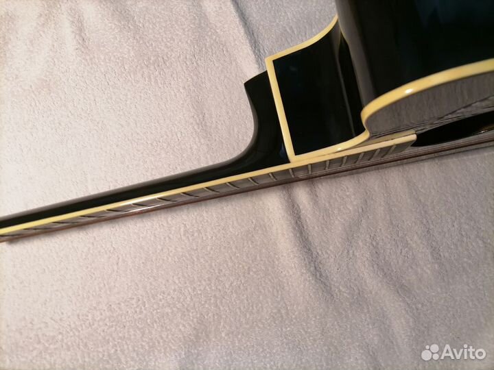 Акустическая гитара, 6-ти струнная