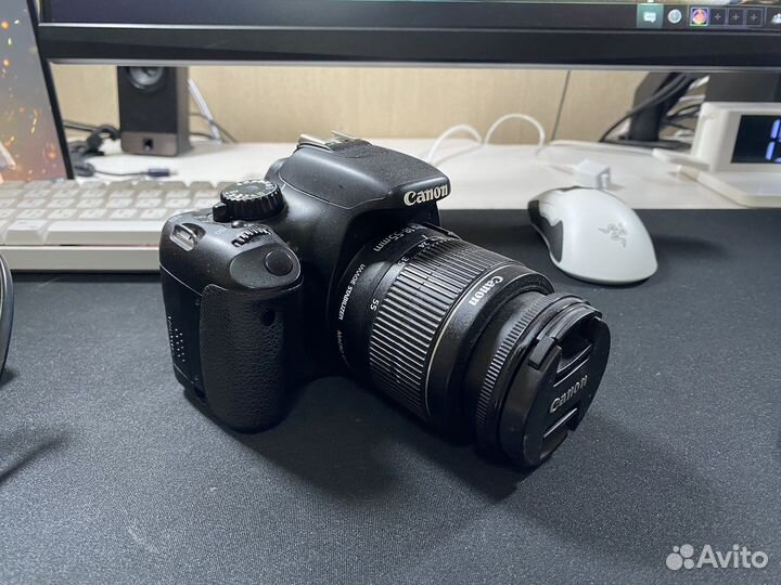 Зеркальная камера Canon 550d kit