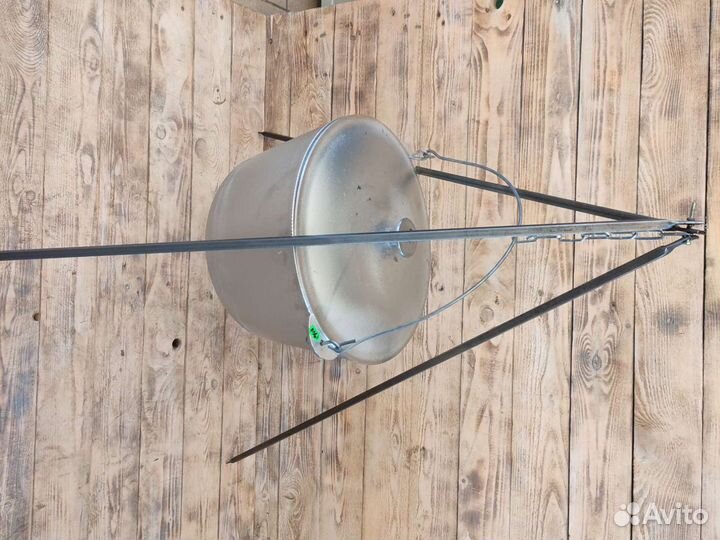 Тренога костровая в чехле. Тренога для котелка