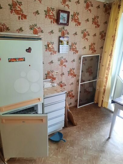 1-к. квартира, 42,2 м², 1/3 эт.