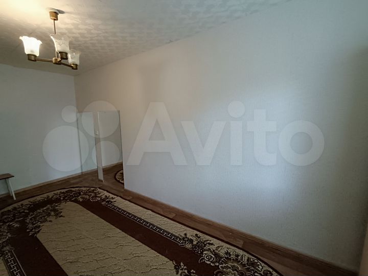 2-к. квартира, 43 м², 1/5 эт.