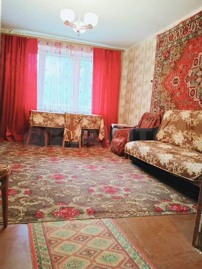 3-к. квартира, 63 м², 1/9 эт.