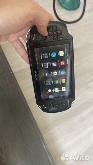 Портативная приставка