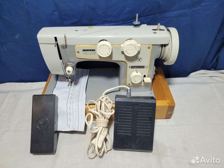 Швейная машина Подольск 142