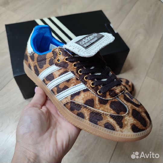 Кроссовки женские Adidas Samba Wales Bonner