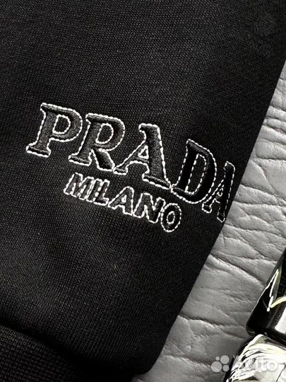 Бомбер мужской Prada