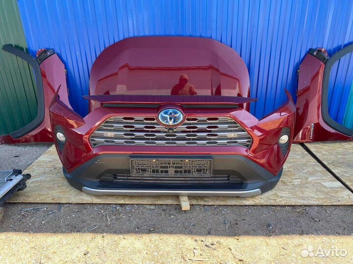 Передняя часть комплектом Тойота Рав 4 50