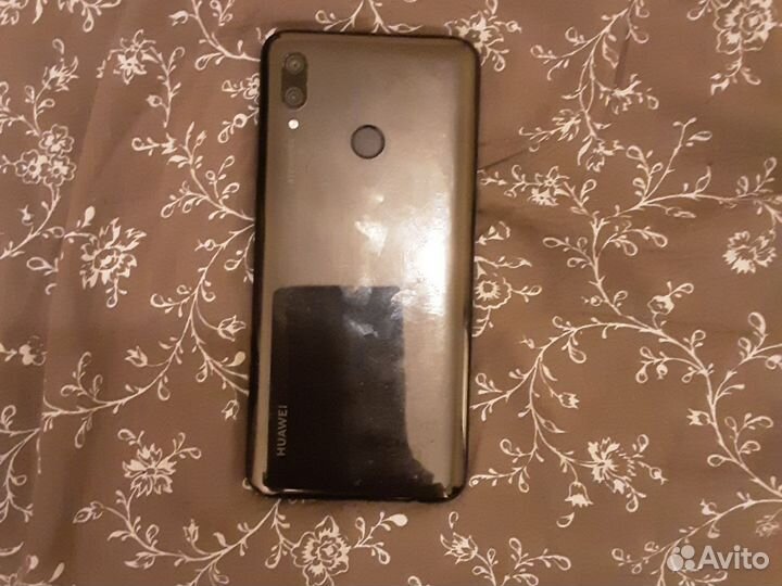 Смартфон Huawei P Smart(2019)