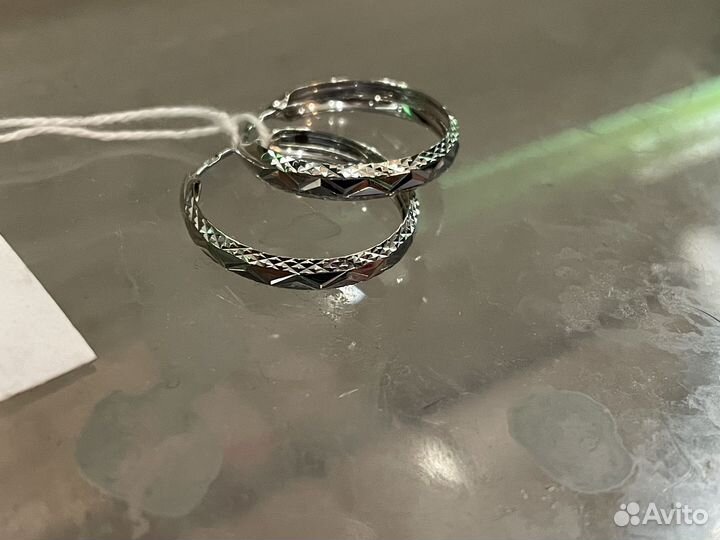 Серьги белое золото