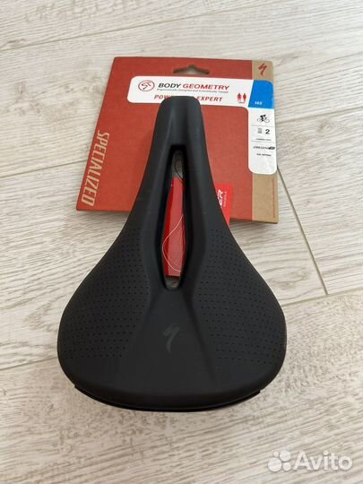 Седла specialized в ассортименте