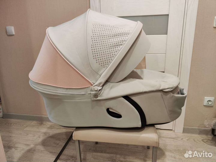 Люлька Stokke xplory v6