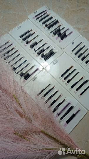 Ресницы для наращивания чёрные и цветные