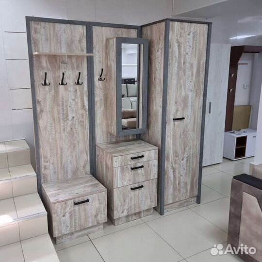 Прихожая
