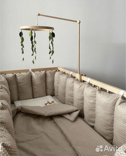 Бортики в кроватку