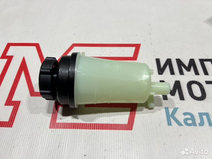 Бачок гидроусилителя Ford Focus 2 хэтчбек 2007