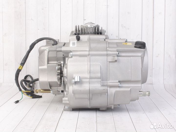 Двигатель YX125 электростартер на питбайк (новый)