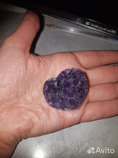 Камень аметист друза Сердце Бразилия