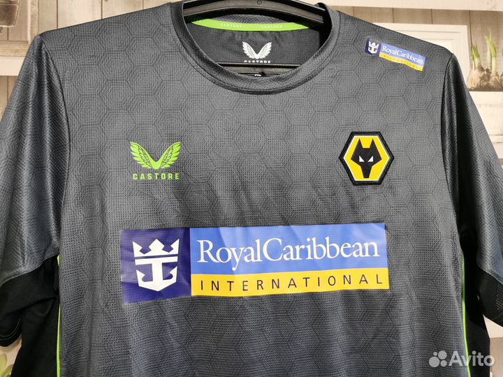 Wolverhampton футбольная майка