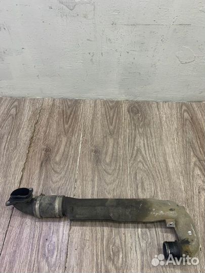 Патрубок интеркулера Opel Zafira B Z19DTH