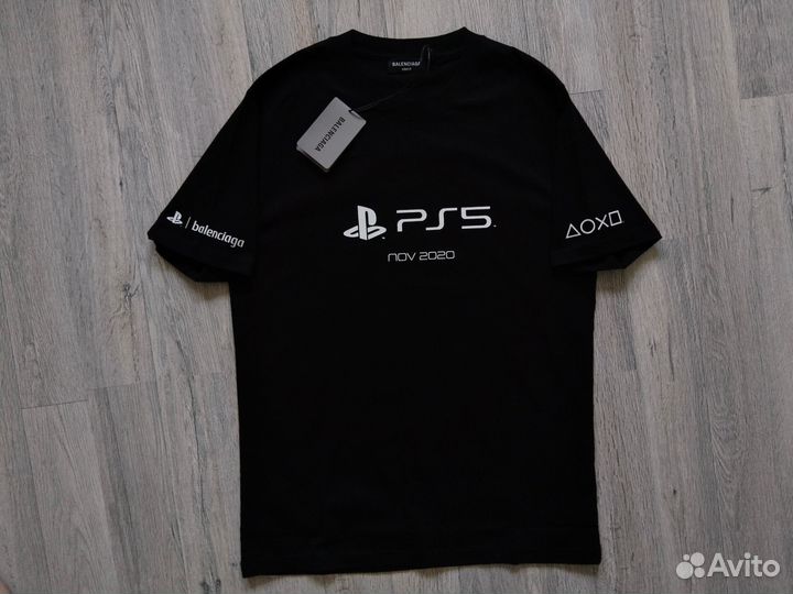 Футболка Balenciaga