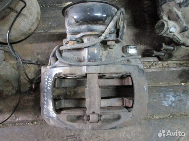 Суппорт тормозной передний правый MAN TGX