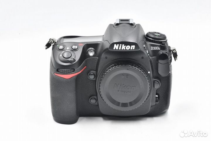 Фотоаппарат Nikon D300s Body (состояние 5)