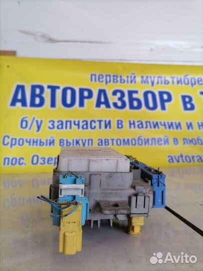 Блок предохранителей Honda CR-V 1