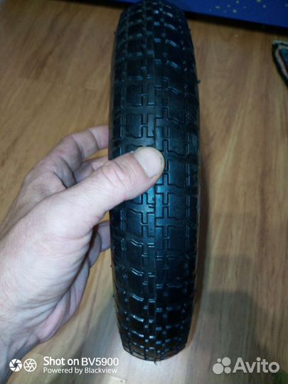 Колесо для садовой тележки