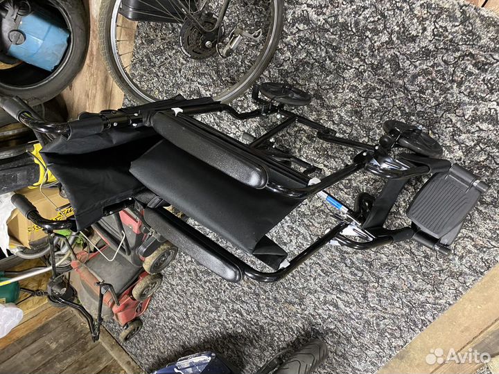 Инвалидная коляска складная бу