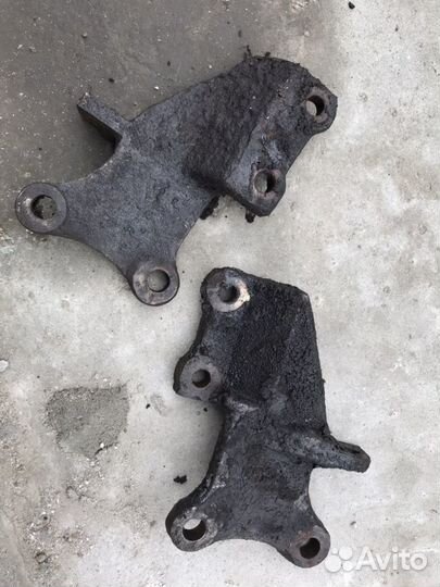 Волга Газель, крепление насоса гура