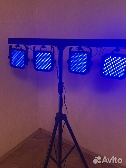 Световой прибор для дискотек Involight SBL 1000