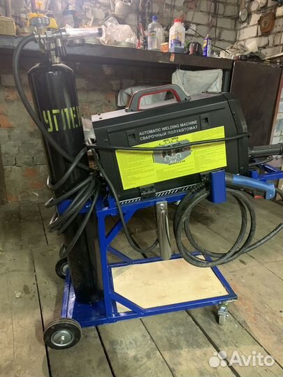 Тележка для сварочного полуавтомата