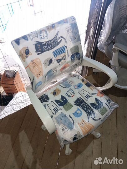 Компьютерное кресло новое. Доставка бесплатно